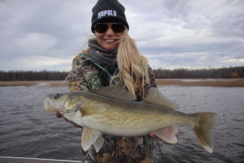 Walleye Fishing on the Rainy River ⋆ Wheezy Outdoors