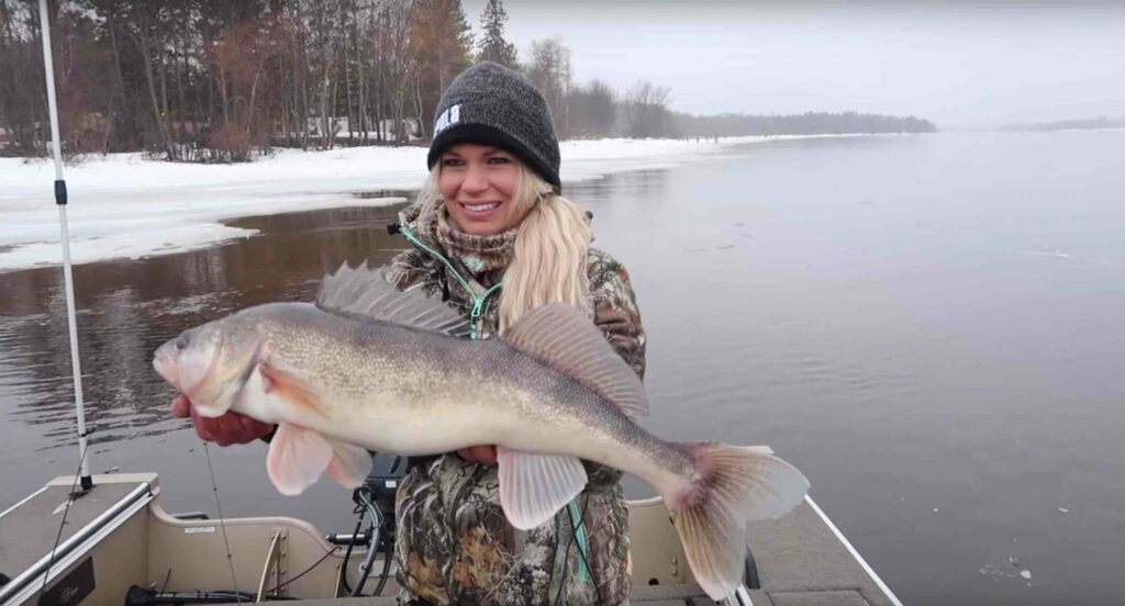 Rainy River Trophy Walleye