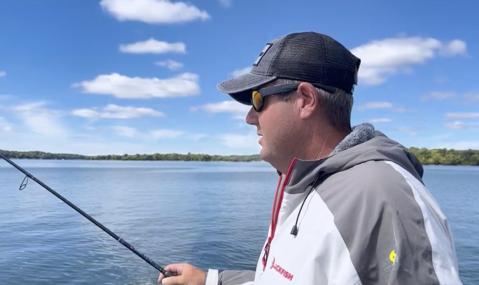 Vertical Jigging Rainy Lake Walleye