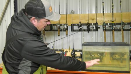 How to Use Glide Baits Ice Fishing Walleye